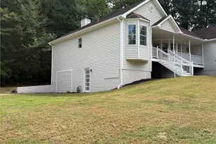 7620 Ivy Grove St, Cumming, GA 30040 - Photo 6