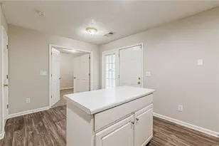 5850 Sable Glen Rd, Atlanta, GA 30349 - Photo 10