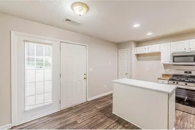 5850 Sable Glen Road, Atlanta, GA 30349 - Photo 12