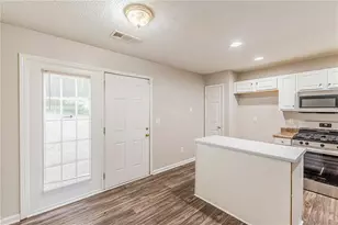 5850 Sable Glen Rd, Atlanta, GA 30349 - Photo 12