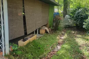 2716 Bonnybrook Dr SW, Atlanta, GA 30311 - Photo 6