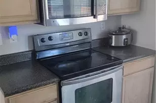 978 Shadow Ridge Trail, Lithonia, GA 30058 - Photo 2