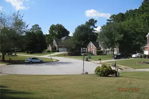 1105 Wake Robin Cir SW, Lilburn, GA 30047 - Photo 1