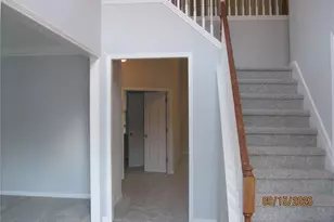 1105 Wake Robin Cir SW, Lilburn, GA 30047 - Photo 16