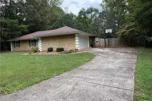 201 Oakmont Dr, Jasper, GA 30143 - Photo 2