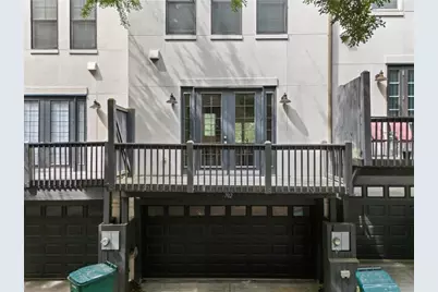 702 Cosmopolitan Drive NE, Atlanta, GA 30324 - Photo 2