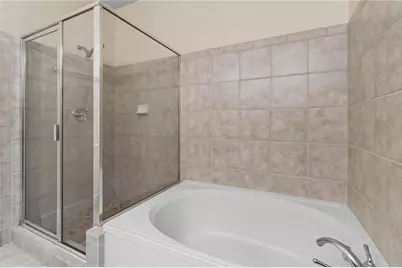 702 Cosmopolitan Drive NE, Atlanta, GA 30324 - Photo 22