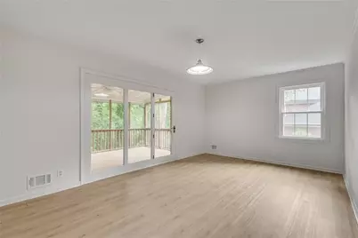 2689 Cosmos Drive NE, Atlanta, GA 30345 - Photo 32