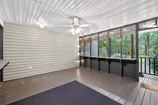 2901 Tree Top Rd, Dacula, GA 30019 - Photo 6