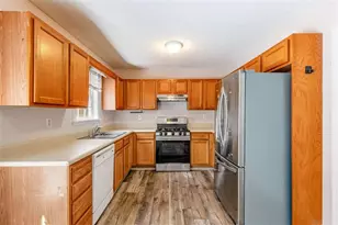 216 Hunt Club Cir, Temple, GA 30179 - Photo 10