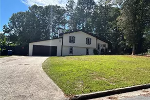 4229 Midway Dr, Douglasville, GA 30134 - Photo 2