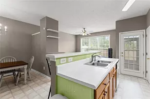 172 Oak Green Dr, Lawrenceville, GA 30044 - Photo 8