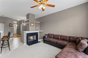 172 Oak Green Dr, Lawrenceville, GA 30044 - Photo 4