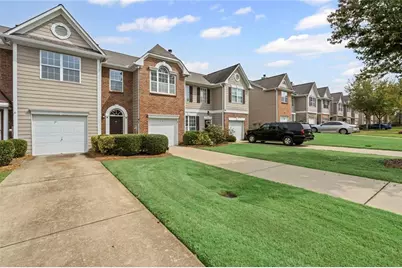 172 Oak Green Drive, Lawrenceville, GA 30044 - Photo 4