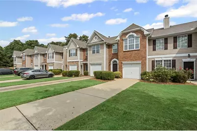 172 Oak Green Drive, Lawrenceville, GA 30044 - Photo 2