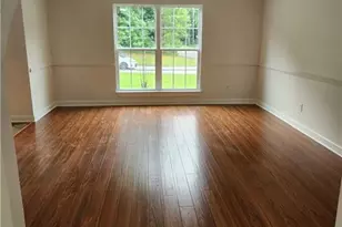 2805 Ashley Downs Ln, Atlanta, GA 30349 - Photo 4