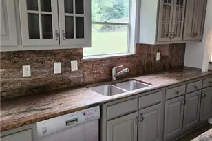 2805 Ashley Downs Ln, Atlanta, GA 30349 - Photo 6