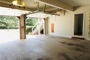 302 Jonaquil Ave, Auburn, GA 30011 - Photo 34