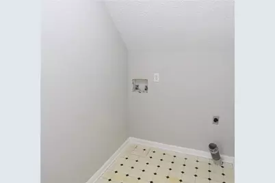 302 Jonaquil Avenue, Auburn, GA 30011 - Photo 32