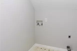 302 Jonaquil Ave, Auburn, GA 30011 - Photo 32