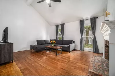 1616 Defoors Walk NW, Atlanta, GA 30318 - Photo 2