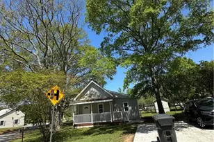 14 Weaver St, Jackson, GA 30233 - Photo 2