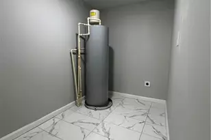 14 Weaver St, Jackson, GA 30233 - Photo 24