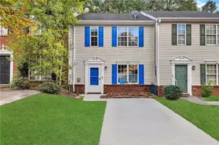 1366 Hollenbeck Ln, Riverdale, GA 30296 - Photo 1