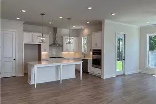 609 Skytop Dr, Cumming, GA 30040 - Photo 4