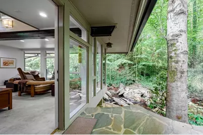 465 Hillside Drive NW, Atlanta, GA 30342 - Photo 42