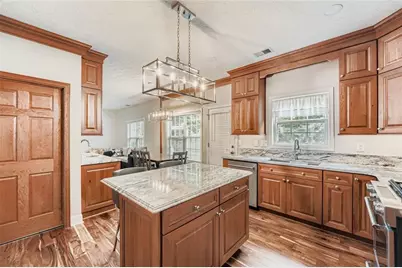 2409 Caneridge Point SW, Marietta, GA 30064 - Photo 10