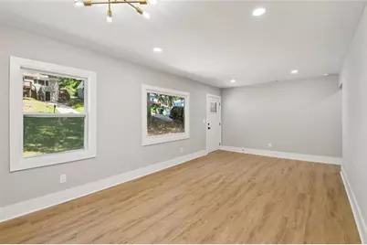 2909 Diana Drive SW, Atlanta, GA 30315 - Photo 8