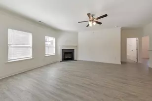 7727 Volion Dr, Fairburn, GA 30213 - Photo 6