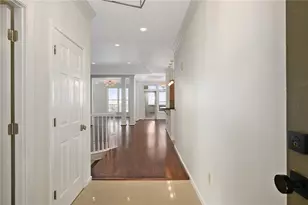 3334 Peachtree Rd NE, Atlanta, GA 30326 - Photo 4