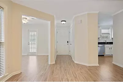 911 Hollyfax Circle NE, Atlanta, GA 30328 - Photo 10