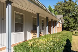 1733 Rhonda Ln, Stone Mountain, GA 30087 - Photo 2