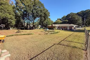 1733 Rhonda Ln, Stone Mountain, GA 30087 - Photo 18