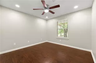 1386 Heritage Glen Dr, Marietta, GA 30068 - Photo 6