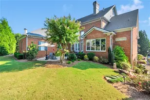 6930 Blackthorn Ln, Suwanee, GA 30024 - Photo 46