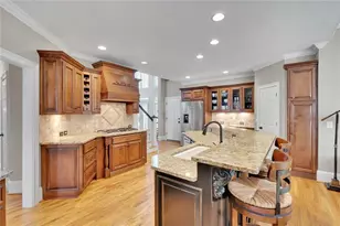 6930 Blackthorn Ln, Suwanee, GA 30024 - Photo 26