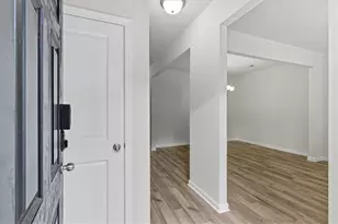 2832 Saratoga Lake View, Decatur, GA 30034 - Photo 2