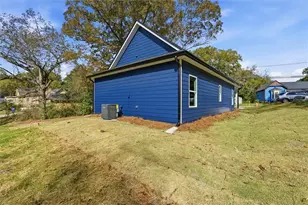 654 King St, Carrollton, GA 30117 - Photo 28