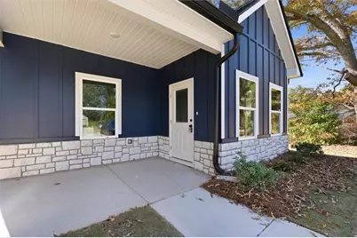 654 King Street, Carrollton, GA 30117 - Photo 4