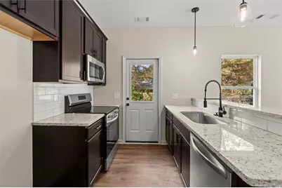 654 King Street, Carrollton, GA 30117 - Photo 10