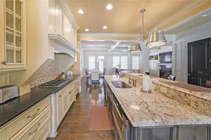 9062 Riverbend Manor, Alpharetta, GA 30022 - Photo 8