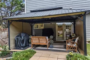 6104 Saddlehorse Dr, Flowery Branch, GA 30542 - Photo 32