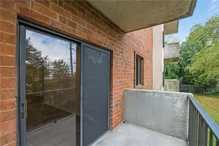 300 Johnson Ferry Rd, Atlanta, GA 30328 - Photo 40