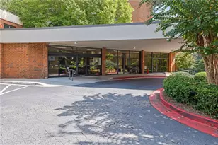 300 Johnson Ferry Rd, Atlanta, GA 30328 - Photo 28