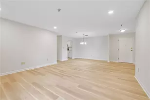 300 Johnson Ferry Rd, Atlanta, GA 30328 - Photo 14