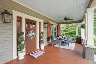 745 Washington St, Clarkesville, GA 30523 - Photo 6